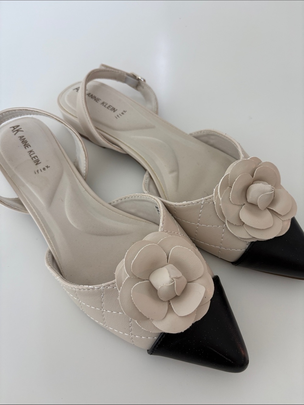 Anne Klein Two-Tone Beige Slingback Flats with Black Pointed Toe & Flower - Picture 2 of 4